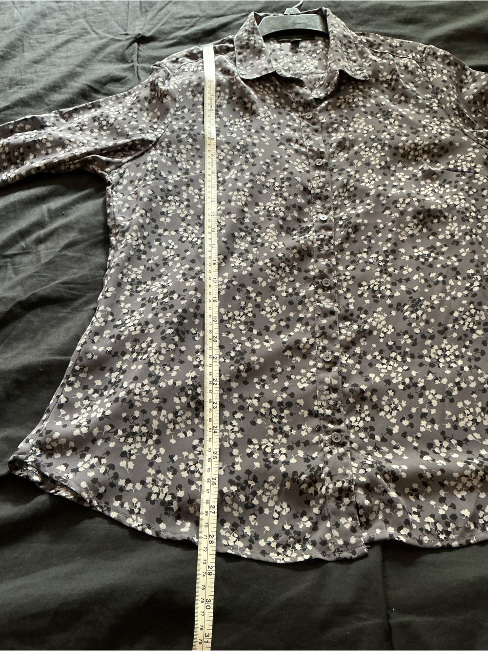 Banana Republic Black and Gray Small Floral Button-Front Blouse - Picture 7 of 7